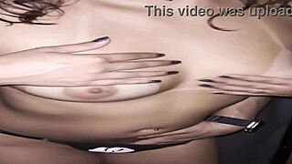 quero pauzudo no gloryhole pra fuder minha buceta louca de tesão?