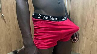 hot teen 18+ wanna pour milk in ur wet pussy so bad