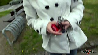 EASY CONVINCED BABE JUMPS IN VAN FOR HARD STRANGER FUCK!