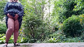 mature bbw pees standin up 💦😂