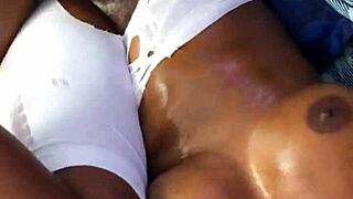 Hot amateur couple's romantic cowgirl pussy ride on chia bed