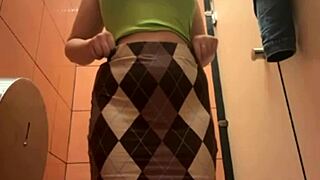 wanna see this fat blonde teen 18+ finger pussy extreme in public quickie?