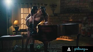 Gorgeous Chanel Camryn Passionate Pussy Lick Scarlett Alexis Piano