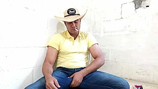 yuri gaucho's thick brazilian bear cock blasts huge load! 🍆💦🐻