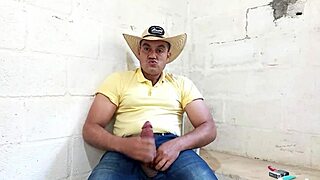 yuri gaucho's thick brazilian bear cock blasts huge load! 🍆💦🐻