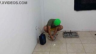 i spied his sexy aerobics then flirted hard for steamy sex