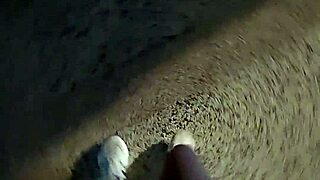 Ting Xuan, shemale peeing outdoors, watch that hot chinese ladyboy stream!