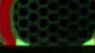 sara jay shake that huge cougar ass harder for the camera!