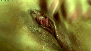 ninfeta gordinha spreads her smooth juicy pussy wide open!