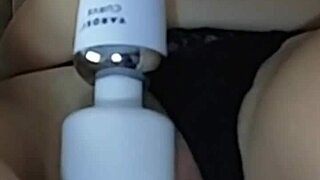 webcam slut vibes clit hard while lush pulses wet pussy deep