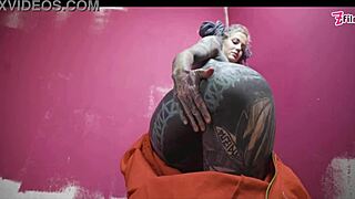 Skinny tattoo girl horny painting solo anal gape squirt masturbation