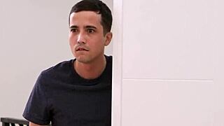 Threesome With Nasty Milf And Hot Girlfriend