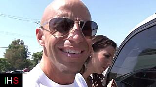 gorgeous milf seduces hung guy intimately