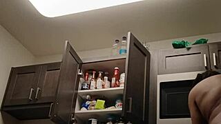 Enjoy breakfast with charming Patna chubby beauty