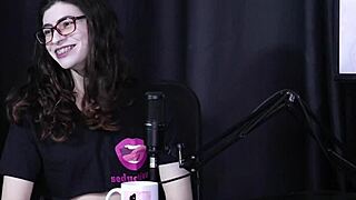 started chasing cash but ignores legs fucking her ex now 😈 yumi trap trans red lingerie