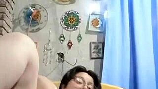 curvy marysubmissive's saggy tits handjob update