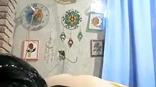 curvy marysubmissive's saggy tits handjob update