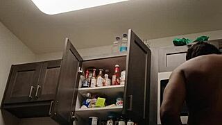 Enjoy breakfast with charming Patna chubby beauty