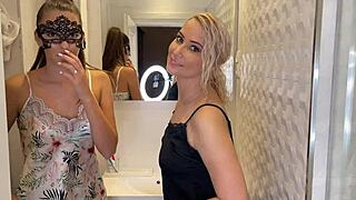 curvy babes deliver sloppy double blowjob before steamy photoshoot