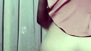 viral hijab teacher strips naked dancing her big pussy for fans