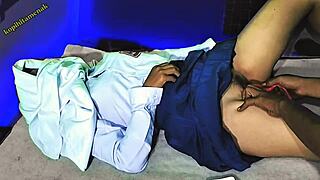 Guru sltp rams new vibrator deep into siswinya's squirting hole