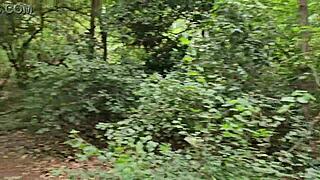 Hey you wanna cruise clapham common trails for public toilet action?