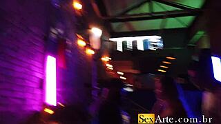 Liberal ballad performance by amateurs