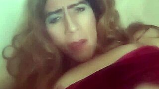 i feel pure pleasure in these hypnotic hip movements swaying for you