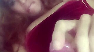 i feel pure pleasure in these hypnotic hip movements swaying for you