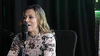 Angelica Morango experiments boldly with her body!