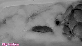 Curvy Kity Hudson Toys in Steamy Bath
