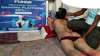 Desi boudi slammed in brutal webcam chudai pounding by localsex31 