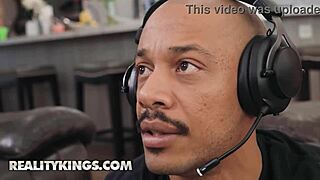 willow ryder and sarah arabic start with hot pussy licking before exploding into a sofa 3some frenzy