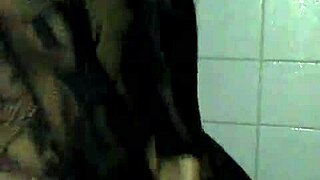 brook starr showers in golden slutty bliss