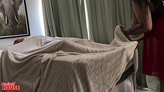 morena casada trepando com pauzudo após rejeição do marido corno 🔥🍑💦