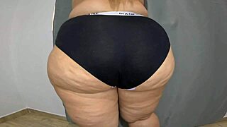 curvy latina milf shakes huge fat ass pussy lips homemade sensual tease