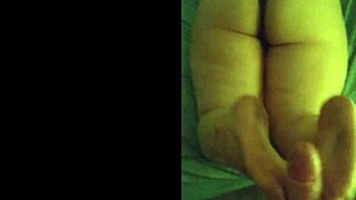 sniff my homemade smelly dirty feet for footjob