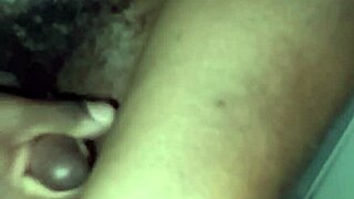 llamasr strips skinny jeans naked just for you 😘🔥