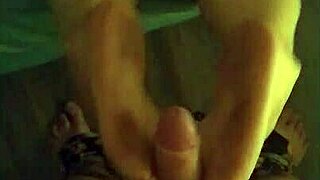 sniff my homemade smelly dirty feet for footjob