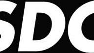 oily massage turns into passionate lesbian pussy licking for claudia and caprice