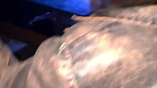 skinny young shorty sits rebolando on cock in swing club cabin