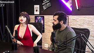Lady snow shows off those gorgeous tits while chatting about swallowing cum with lord kenobi