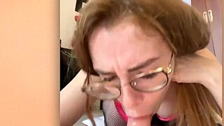 Webcam girl vikusik22a gives deep blowjob close up with ass shaking spitting natural tits