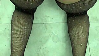 Colombian Big Ass Bride Teases with Juiciest Latina Curves in Homemade Glory