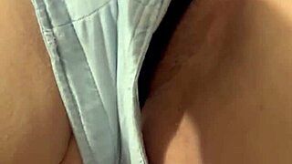 hey, check out this madura from mazatlán hustlin her curves 😏💋