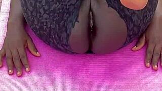 spread that ebony milf pussy wide during morning workout!