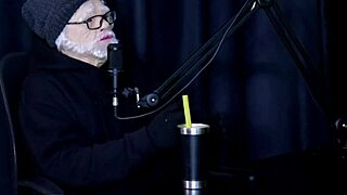 Flor de Damiana's Exhibitionist Pussy Suck in Sheer Red