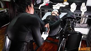 dominafire straps salome salvi squirting wildly bound