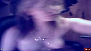 hot webcam teen 18+ fingers pussy wildly now!