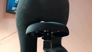 workout interrupted peeing soaking gym leggings closeup